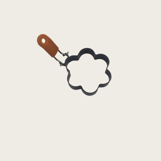 Stainless Steel Flower-Shaped Creative Egg Cooker With Non-Stick Coating Baking Tool