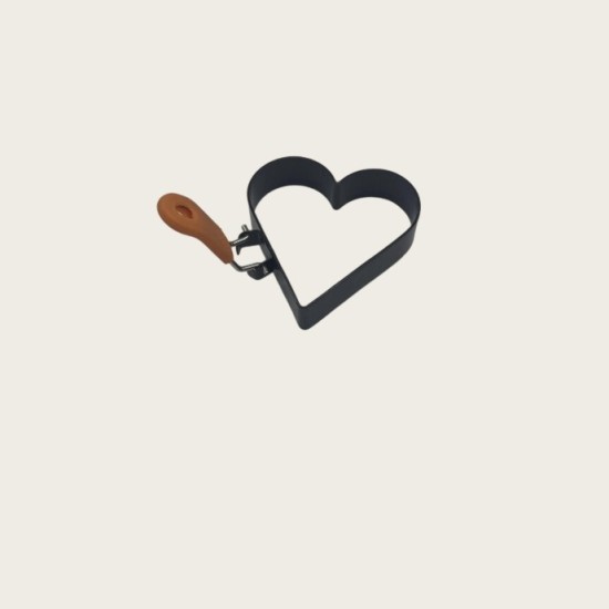 Stainless Steel Heart-Shaped Creative Egg Cooker With Non-Stick Coating For Baking Tools